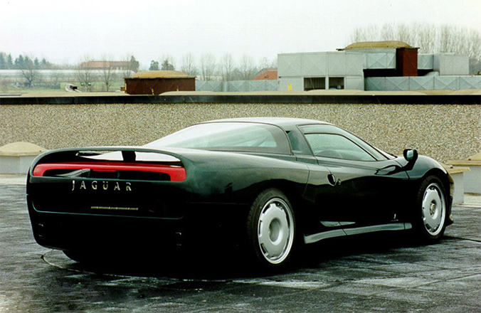 srebrni_huligan_jaguar_xj220_naslovna_12