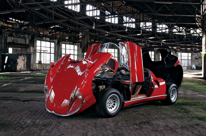 alfa_romeo_33_stradale_bud3_naslovna_13