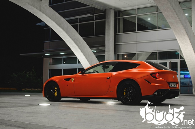 ferrari_ff_bud3_naslovna_30