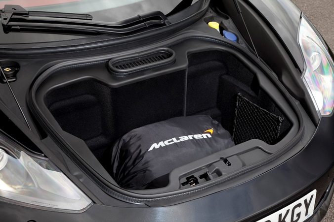 mclaren_12c_bud3_naslovna_20