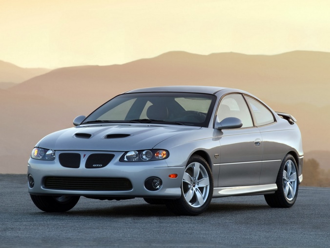 2005 Pontiac GTO. X05PN_GT001