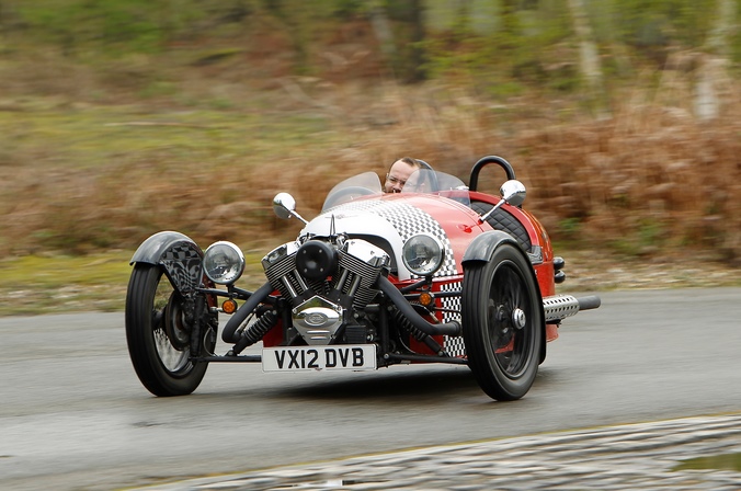 track_day_bac_morgan_bud3_naslovna_7