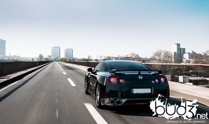 nissan_gtr_r35_bud3_naslovna_19