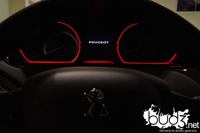 peugeot_208_gti_bud3_naslovna_23