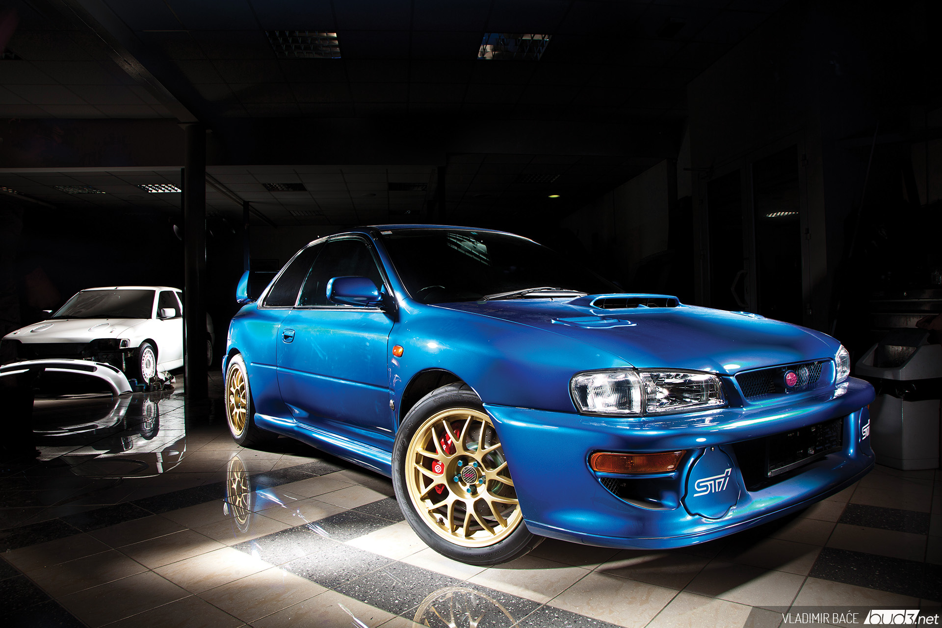 Retka Vrsta - Subaru Impreza 22B