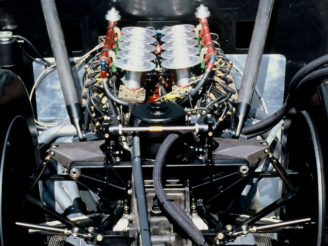 Alfa_Romeo_164_Procar_bud3.net_ (2)
