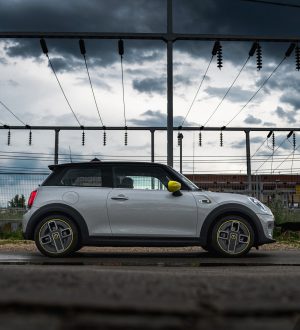 Kratka horor priča - Mini Cooper SE